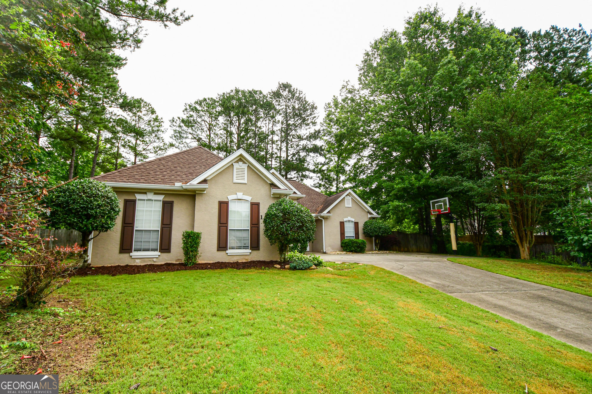 17 Kingsbrook LN