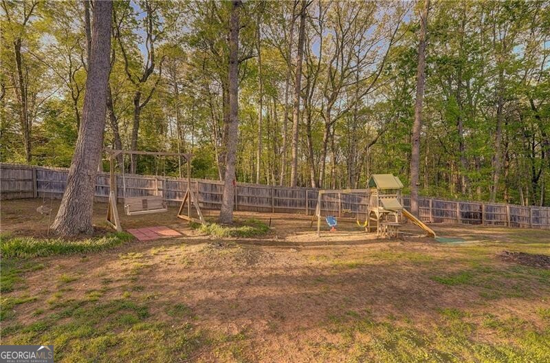 Canton, Georgia 30114, United States, 4 Bedrooms Bedrooms, ,3 BathroomsBathrooms,Residential,Pending,110761