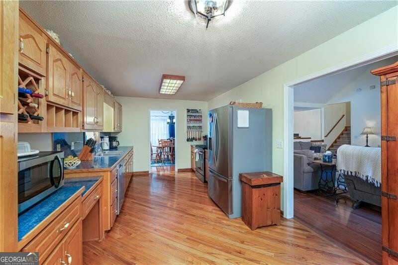 Canton, Georgia 30114, United States, 4 Bedrooms Bedrooms, ,3 BathroomsBathrooms,Residential,Pending,110761