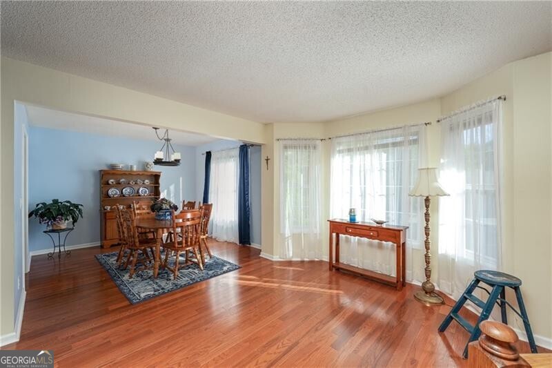 Canton, Georgia 30114, United States, 4 Bedrooms Bedrooms, ,3 BathroomsBathrooms,Residential,Pending,110761