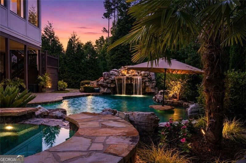 238 Hanson Way