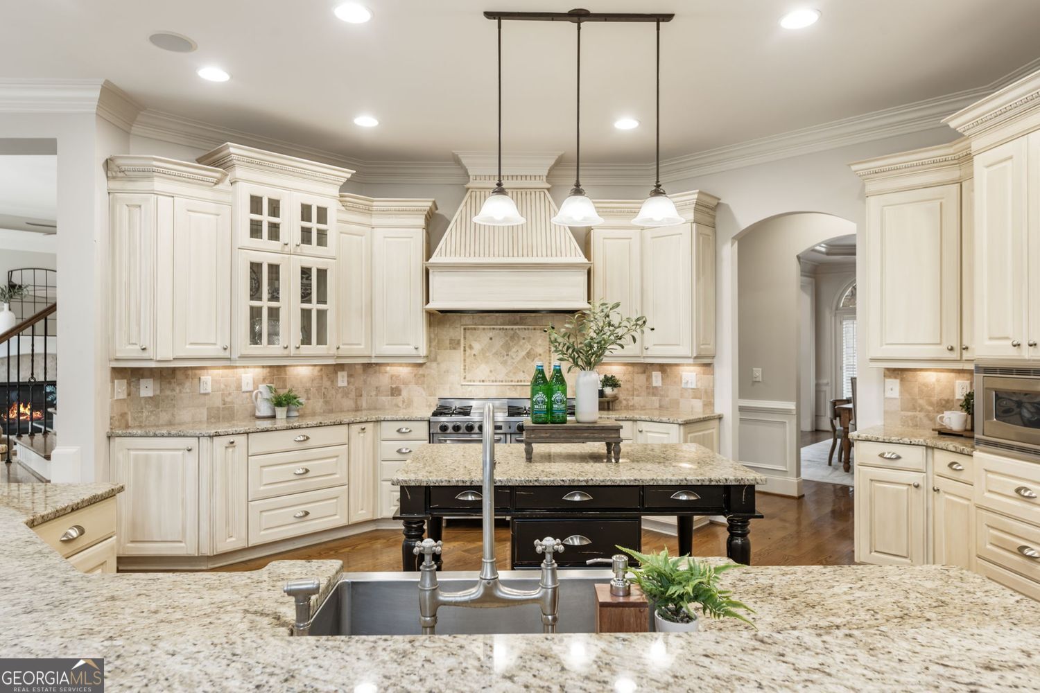 Milton, Georgia 30004, United States, 5 Bedrooms Bedrooms, ,6 BathroomsBathrooms,Residential,Active,247644