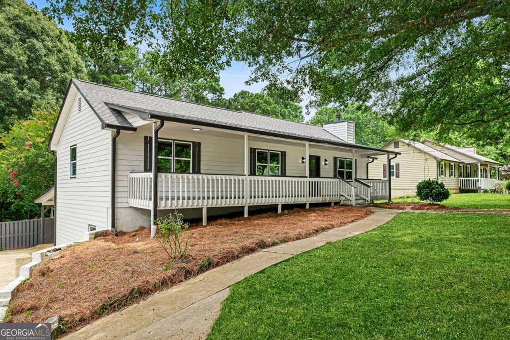 Photo of 237 Woodland Street, Dallas, GA 30157 (MLS # 10805104)