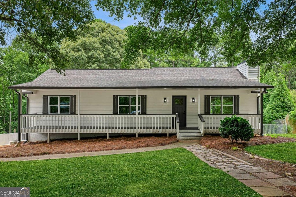 Photo of 237 Woodland Street, Dallas, GA 30157 (MLS # 10805104)