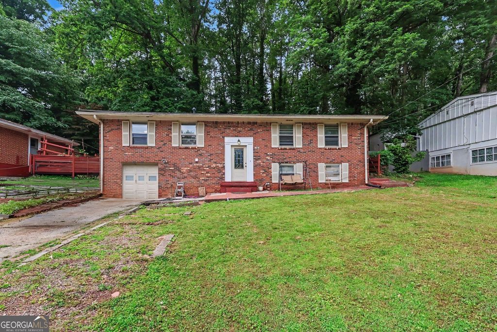 Photo of 3276 Pin Oak Circle, Atlanta, GA 30340 (MLS # 10771011)