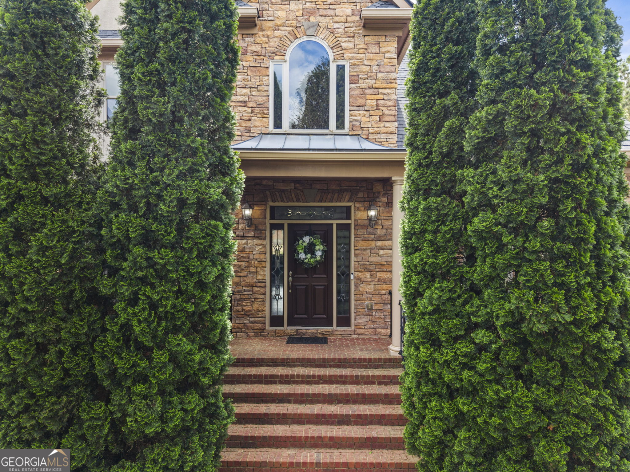 710 Bethpage DR