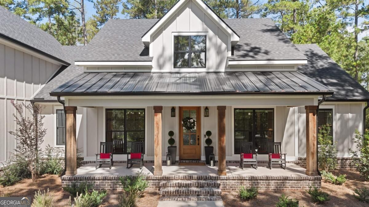 1211 Turnberry CIR