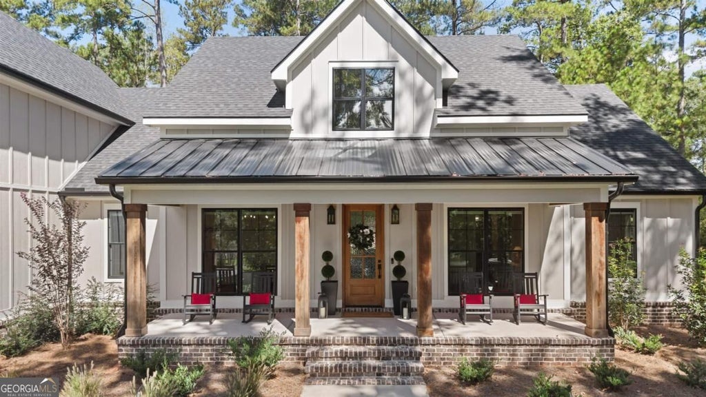 Photo of 1211 Turnberry Circle, Greensboro, GA 30642 (MLS # 10854448)