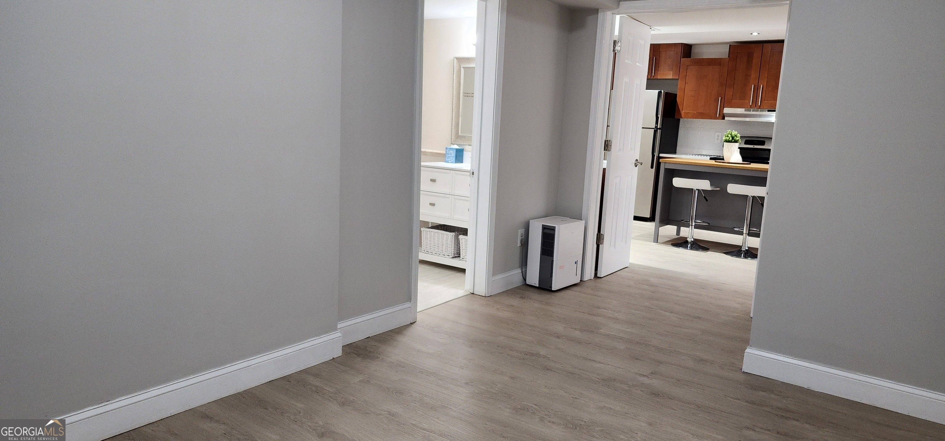 Suwanee, Georgia 30024, United States, 2 Bedrooms Bedrooms, ,1 BathroomBathrooms,Residential,Active,41523