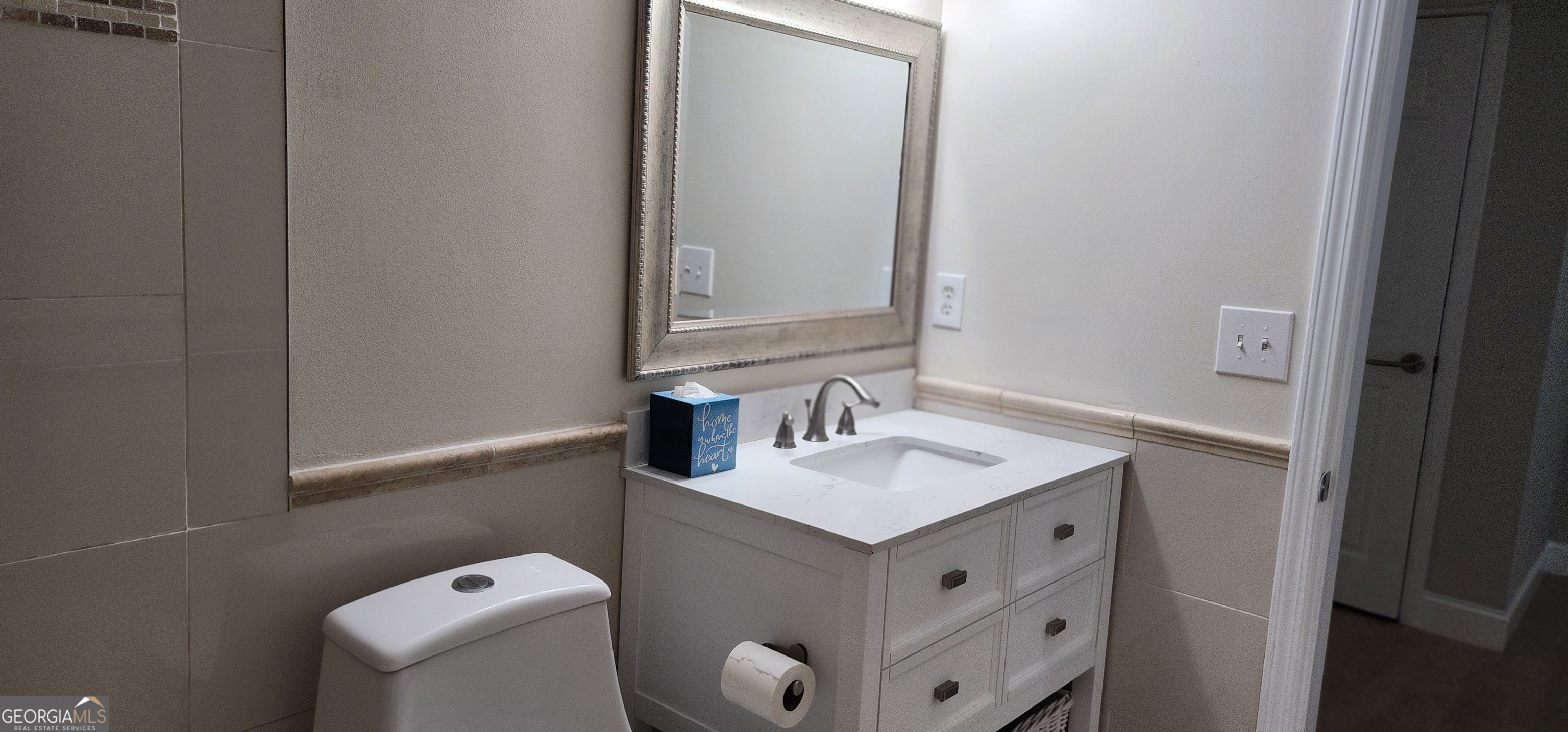 Suwanee, Georgia 30024, United States, 2 Bedrooms Bedrooms, ,1 BathroomBathrooms,Residential,Active,41523