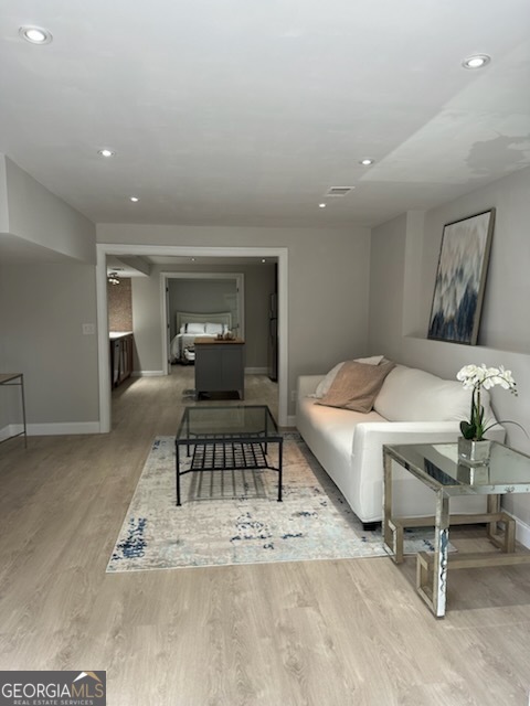 Suwanee, Georgia 30024, United States, 2 Bedrooms Bedrooms, ,1 BathroomBathrooms,Residential,Active,41523