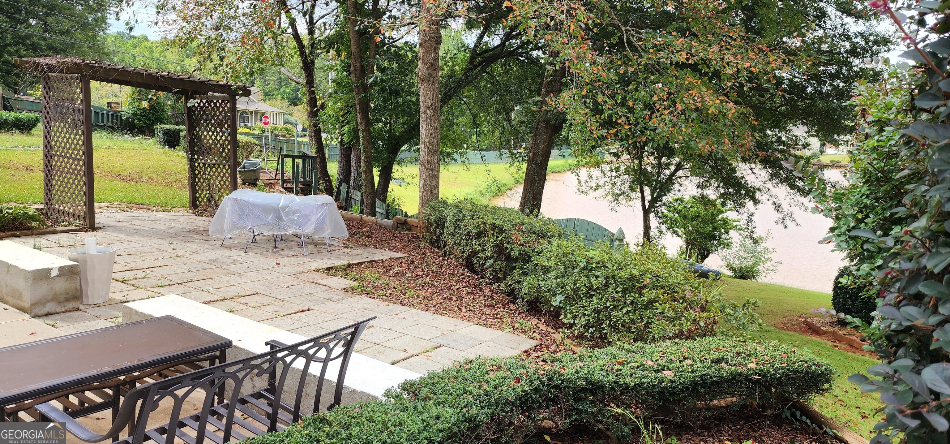 Suwanee, Georgia 30024, United States, 2 Bedrooms Bedrooms, ,1 BathroomBathrooms,Residential,Active,41523