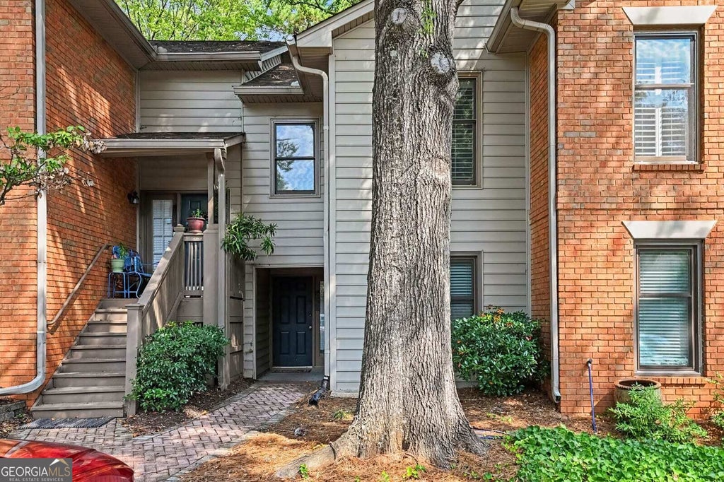 Photo of 105 Garden Court, Atlanta, GA 30328 (MLS # 10851407)