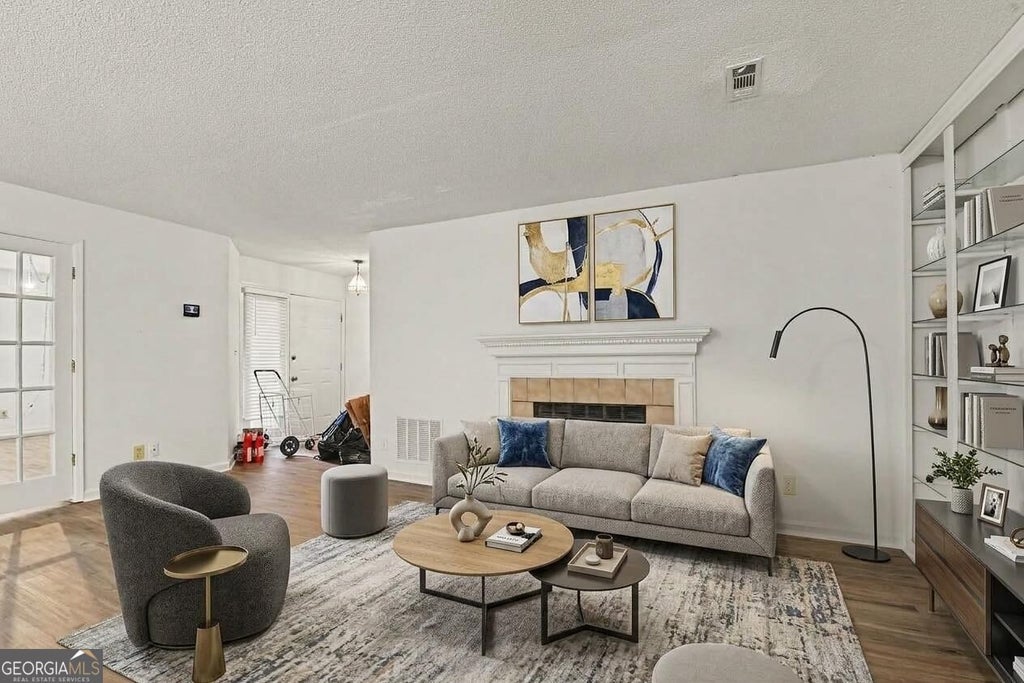 Photo of 105 Garden Court, Atlanta, GA 30328 (MLS # 10851407)