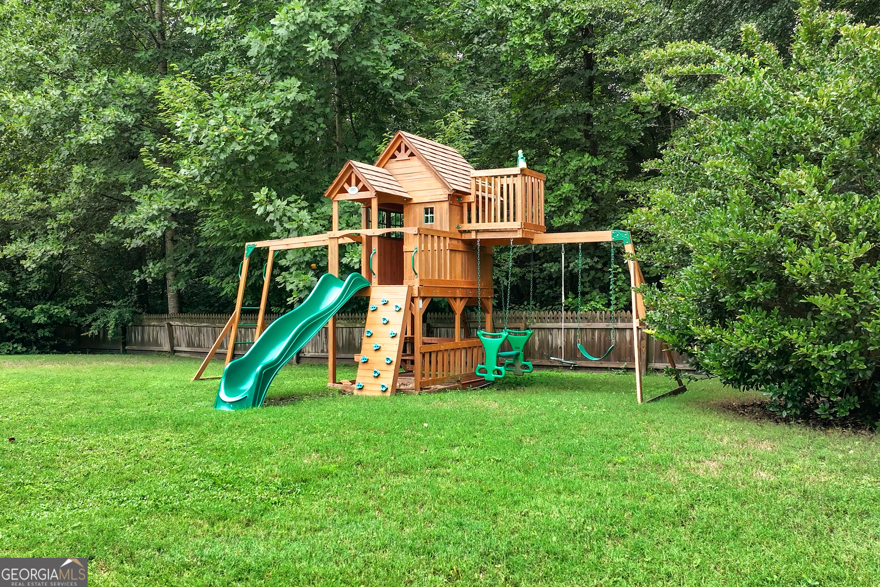 Dacula, Georgia 30019, United States, 4 Bedrooms Bedrooms, ,4 BathroomsBathrooms,Residential,Pending,50808