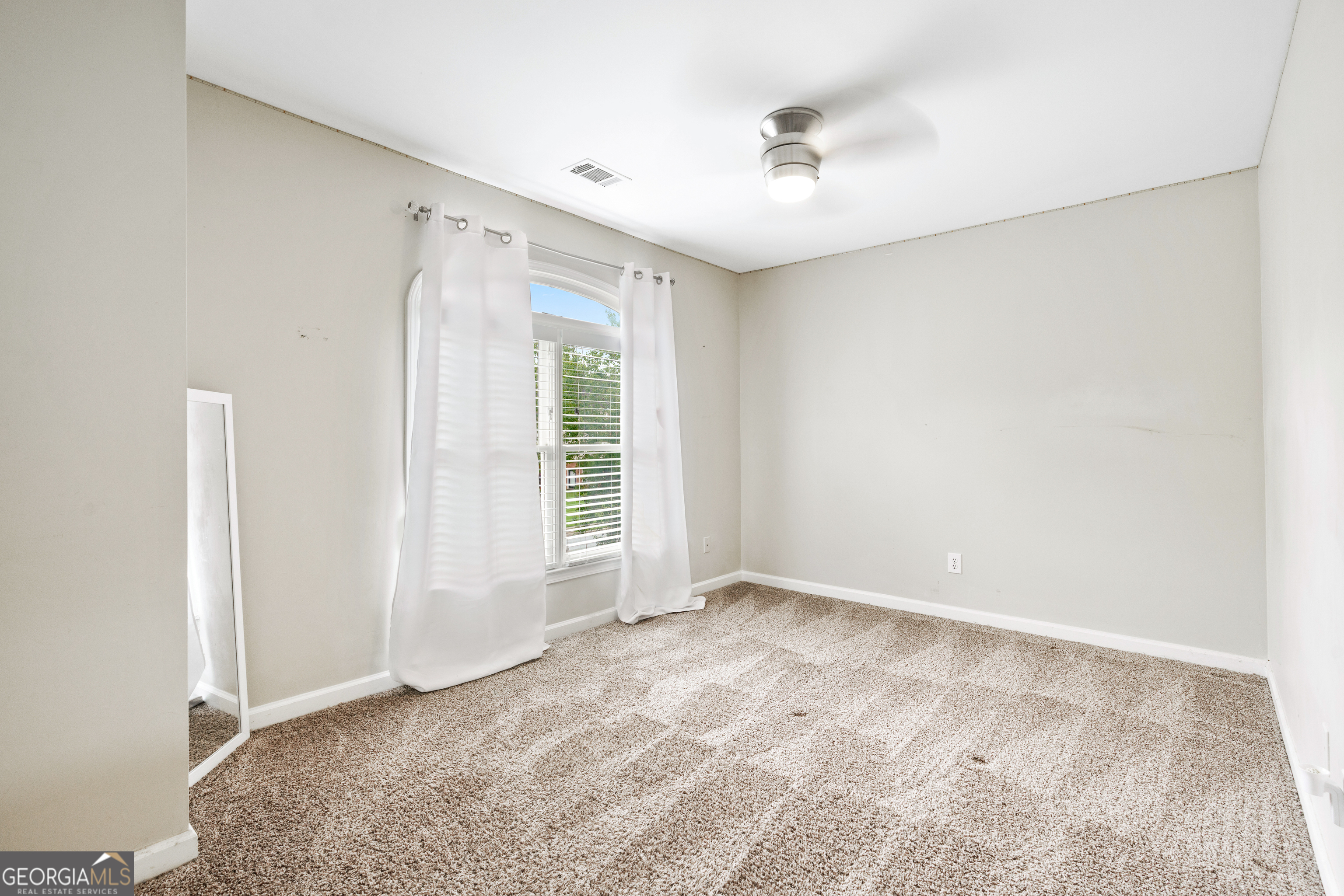 Dacula, Georgia 30019, United States, 4 Bedrooms Bedrooms, ,4 BathroomsBathrooms,Residential,Pending,50808