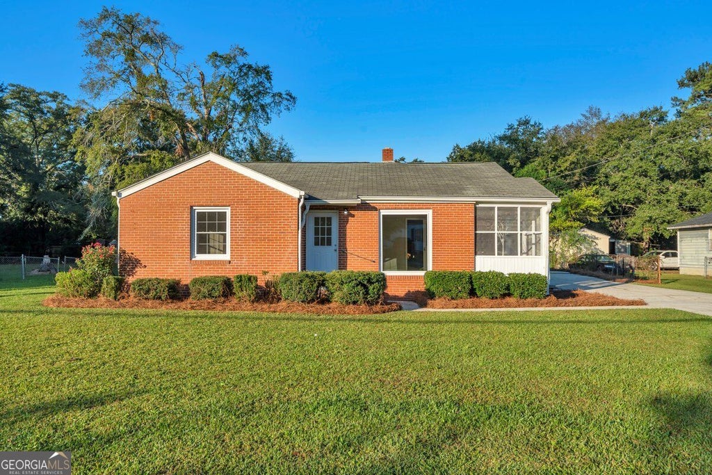 Photo of 208 Comer Drive, Dublin, GA 31021 (MLS # 10874796)