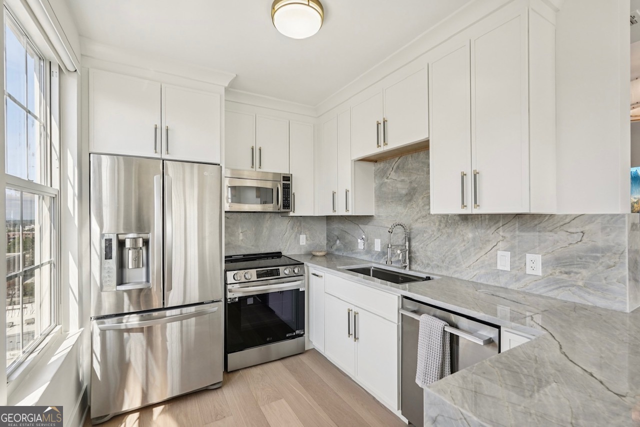 325 E Paces Ferry RD NE APT 1608