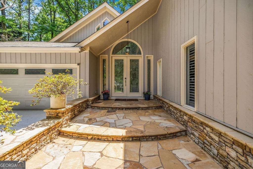 Photo of 1061 Winding Branch Circle, Dunwoody, GA 30338 (MLS # 10753343)