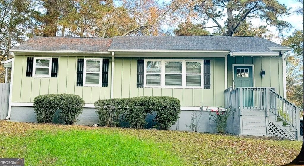 Photo of 2235 Baker Road NW, Atlanta, GA 30318 (MLS # 10725422)