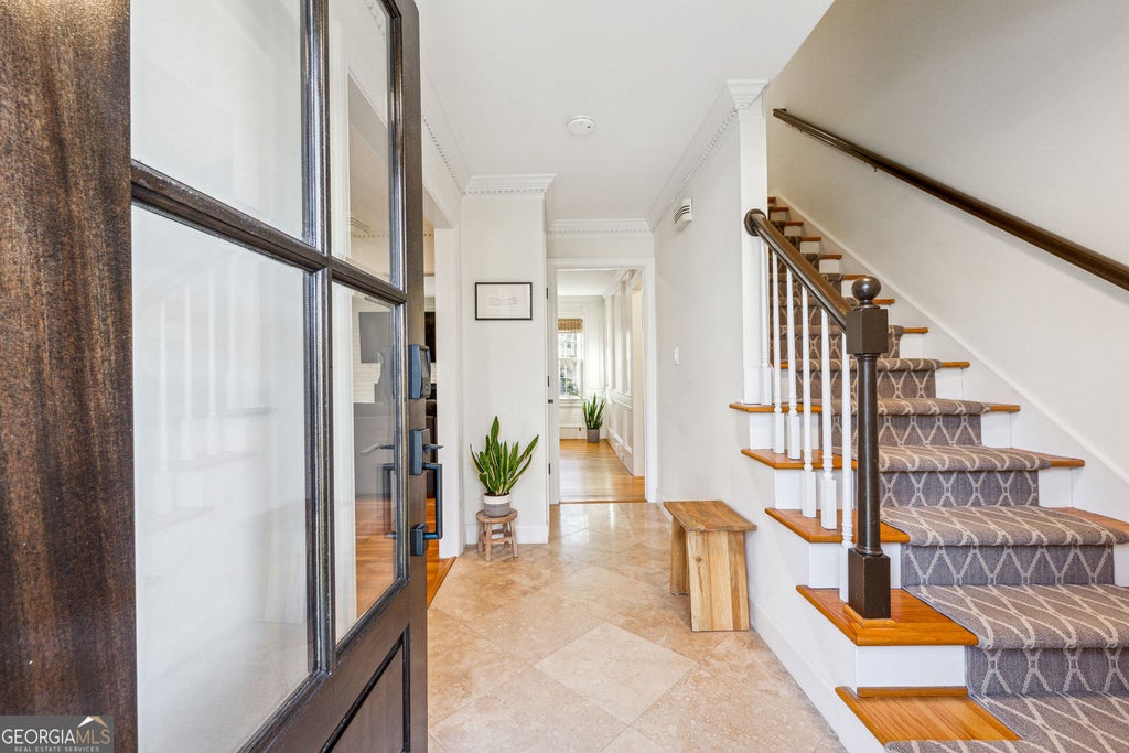 Photo of 1511 Summerset Drive, Dunwoody, GA 30338 (MLS # 10774153)