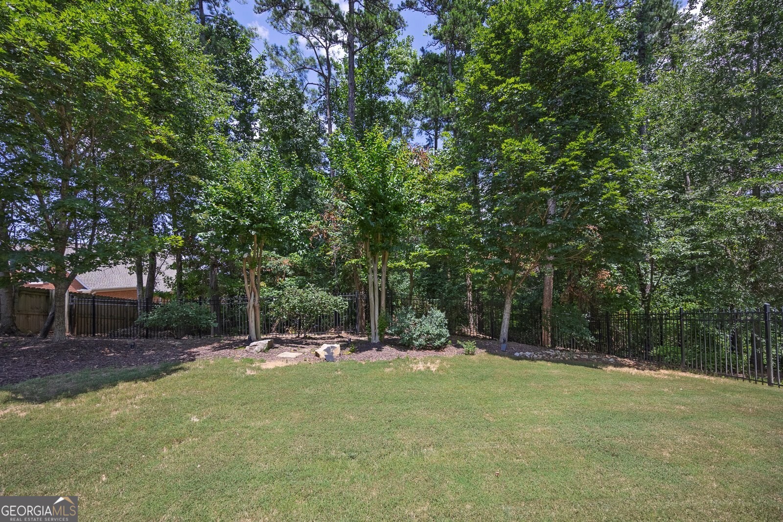 Claremore Manor - Residential