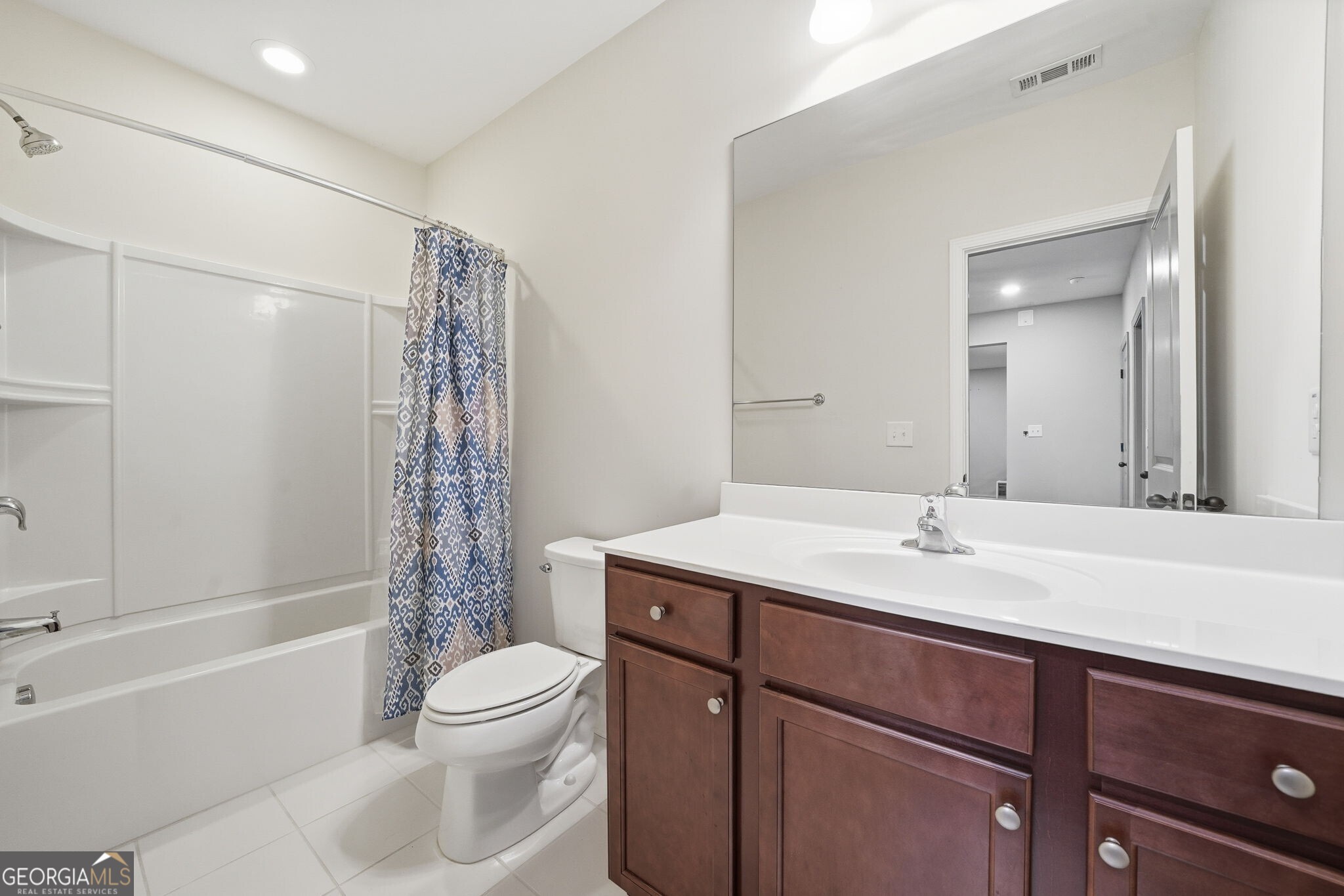 Claremore Manor - Residential