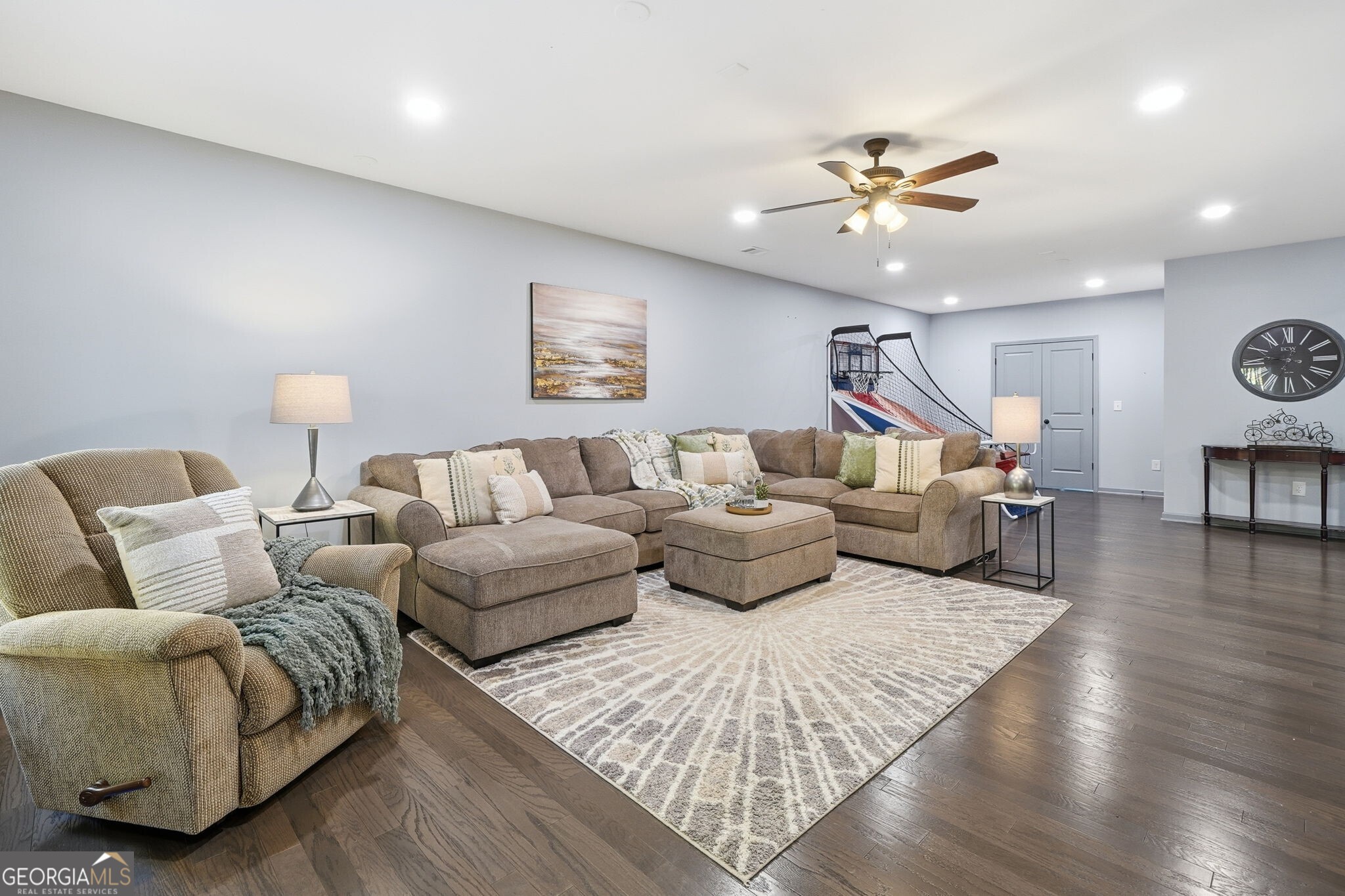 Claremore Manor - Residential