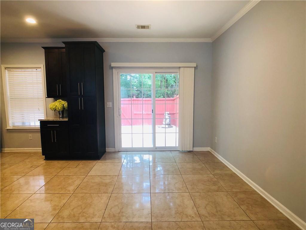 4645 Valais CT 10