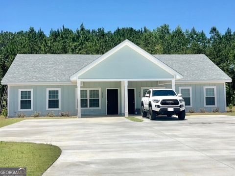 236 & 238 Firefly LN Brooklet GA 30415