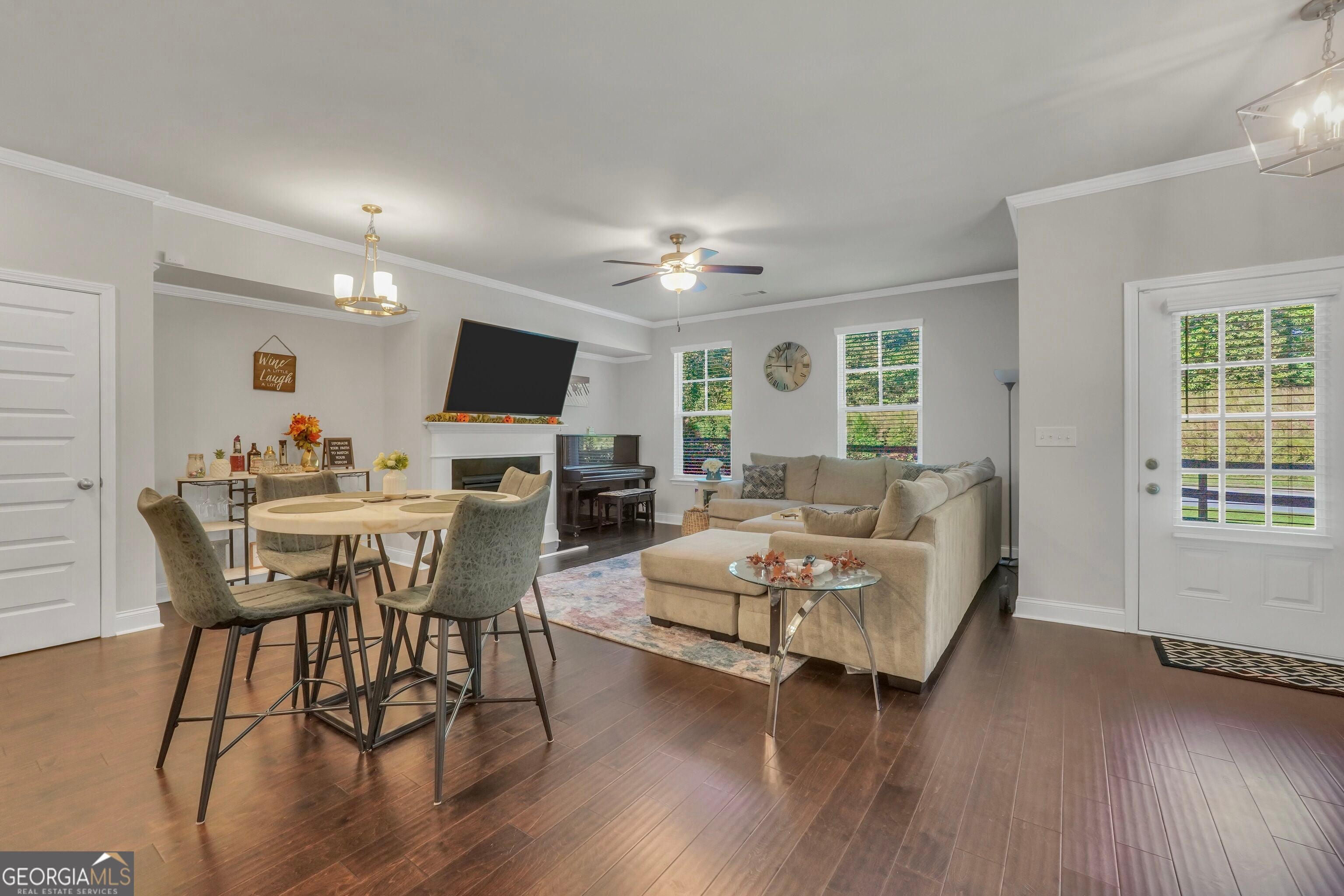 7011 Cedar Glen RD