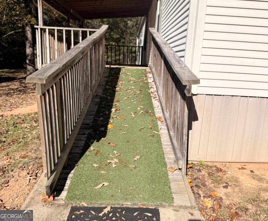 Photo of 5180 Old Cornelia Highway, Lula, GA 30554 (MLS # 10874971)
