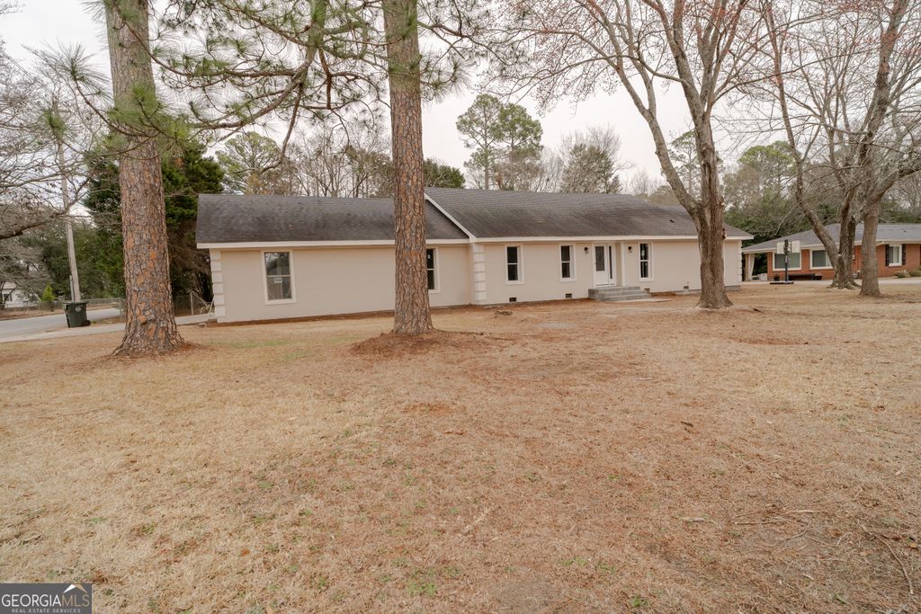 Photo of 618 Westview Drive, Fort Valley, GA 31030 (MLS # 10764825)