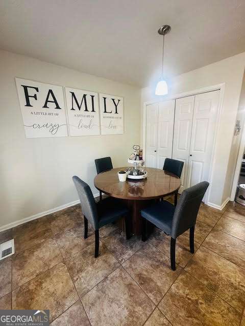 2704 Sanibel Lane SE