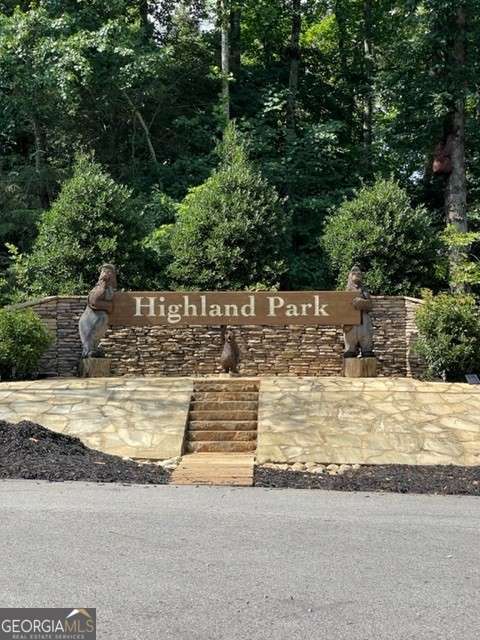 116 Highland Park
