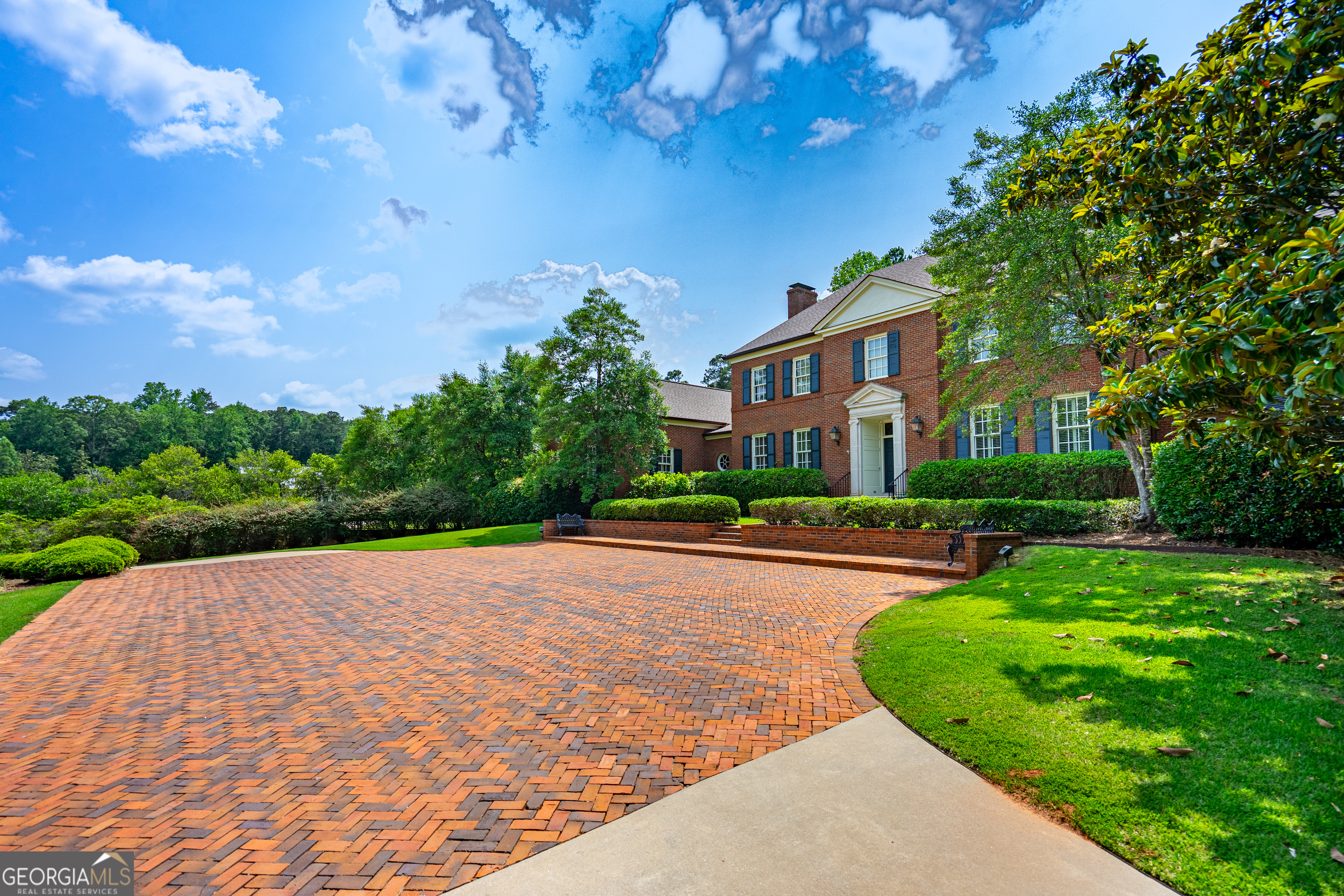 603 Country Club RD
