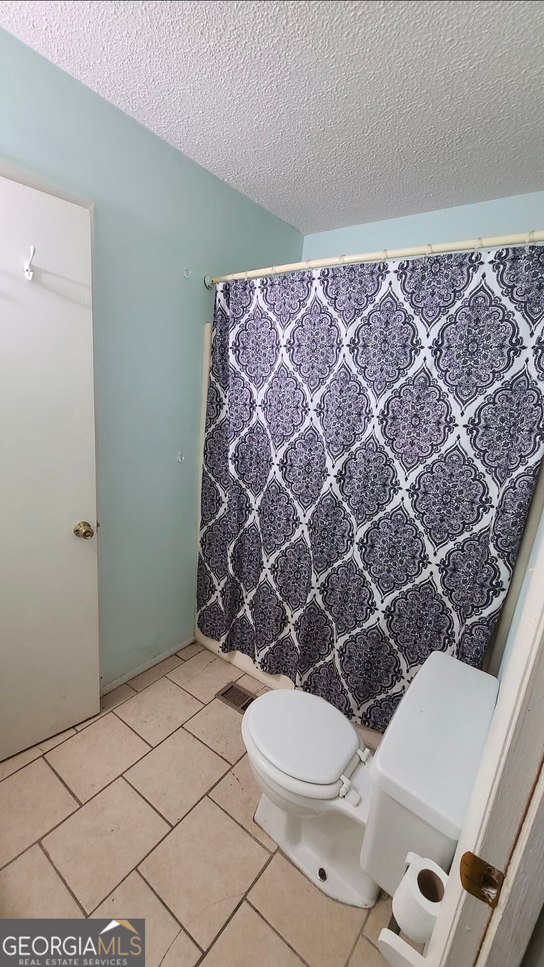 213 Woodcrest CIR APT E