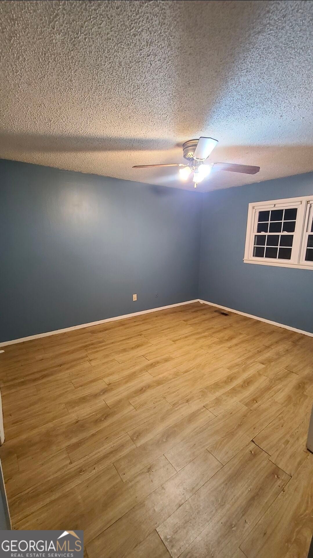 213 Woodcrest CIR APT E