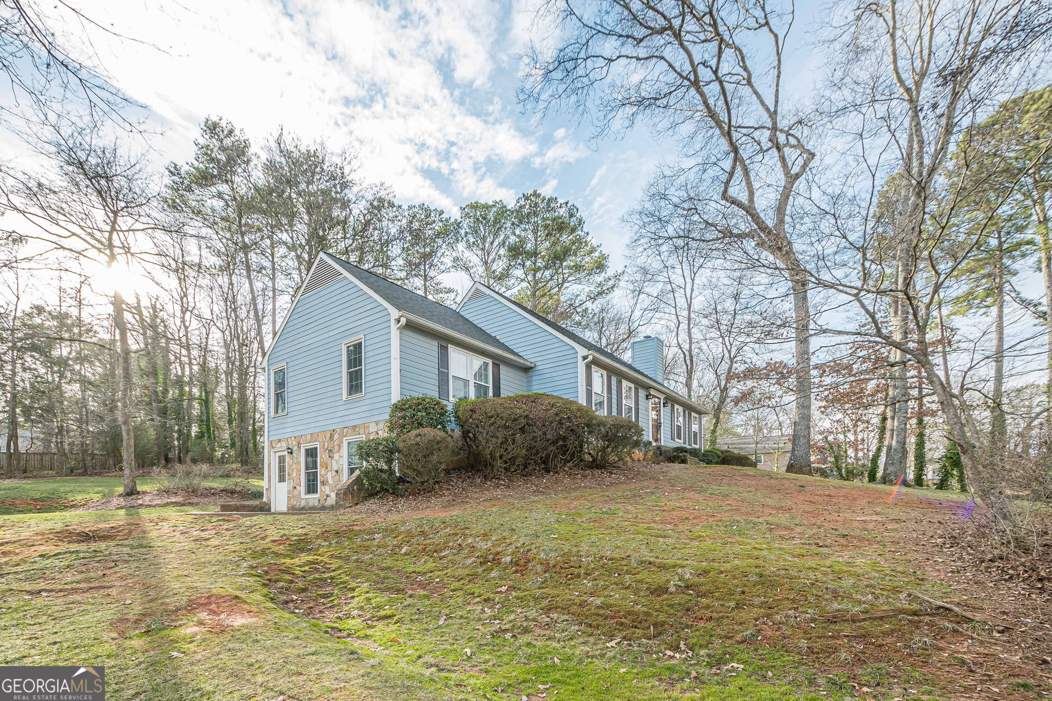 118 KNOTTS LANDING DR