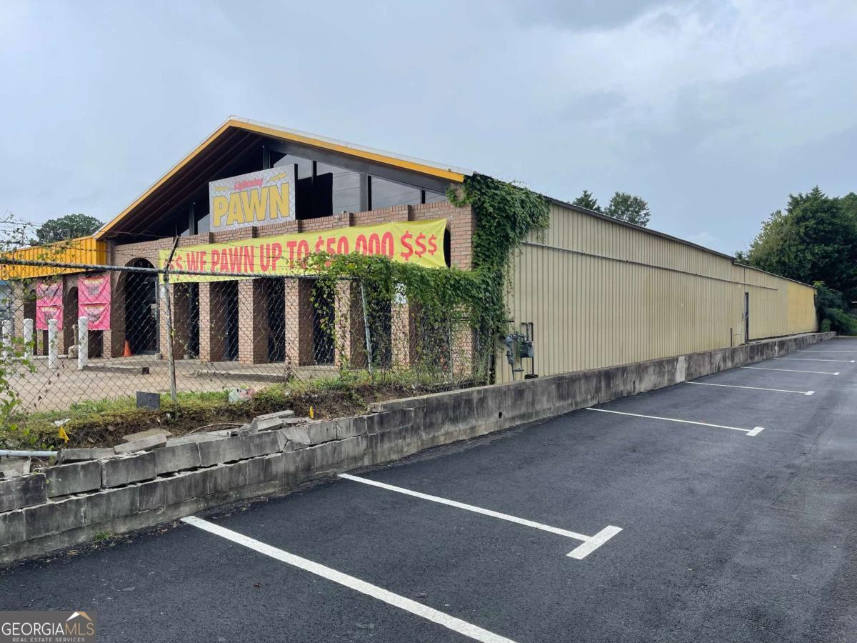 1672 Highway 138 NE
