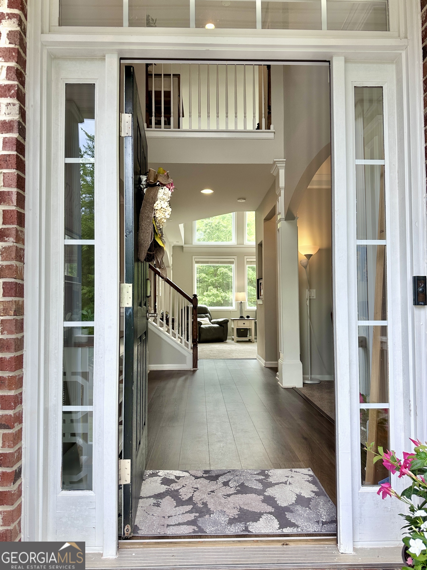 381 Rosebay LN