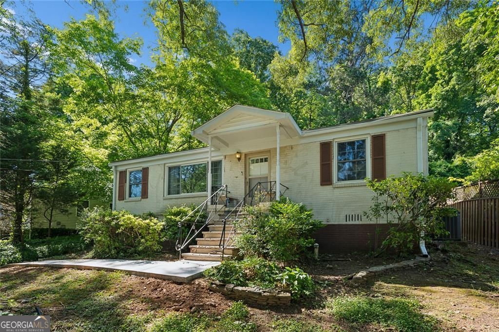1972 Shalimar DR NE
