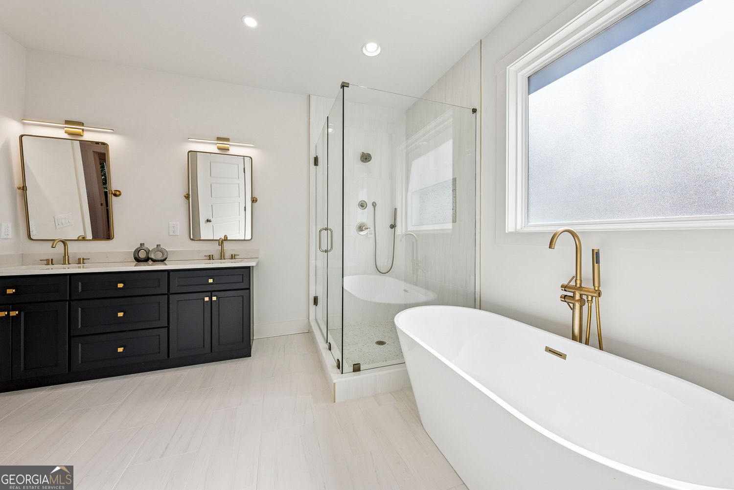 Dawsonville, Georgia 30534, United States, 3 Bedrooms Bedrooms, ,4 BathroomsBathrooms,Residential,Active,80546