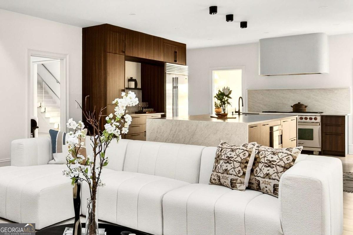 4329 Orchard Valley DR SE