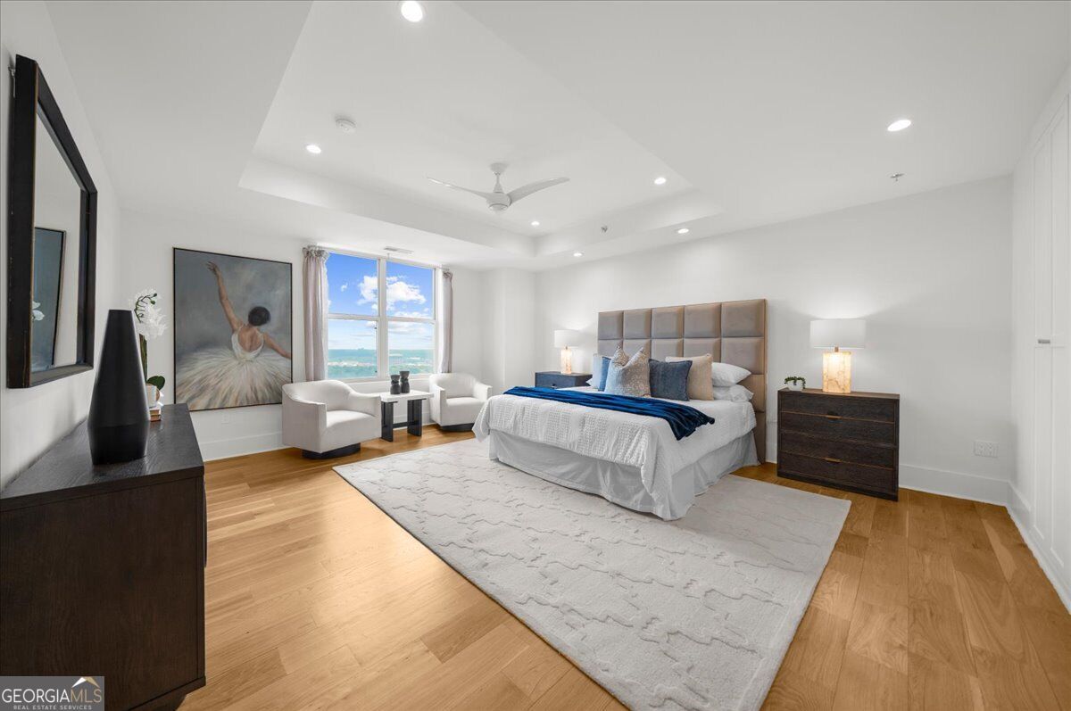 2881 Peachtree RD NE APT 2201