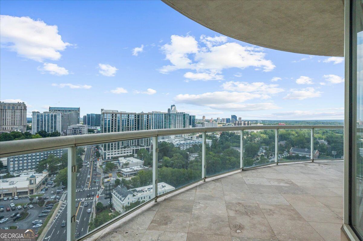 2881 Peachtree RD NE APT 2201