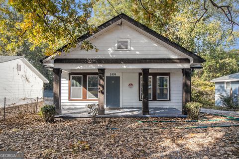 Photo of 2809 7th Street SW, Atlanta, GA 30315 (MLS # 10644148)