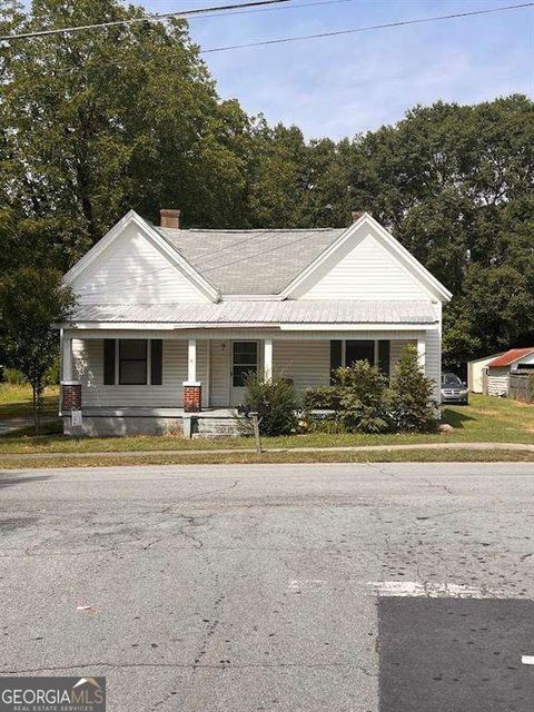 18 E New ST Winder GA 30680