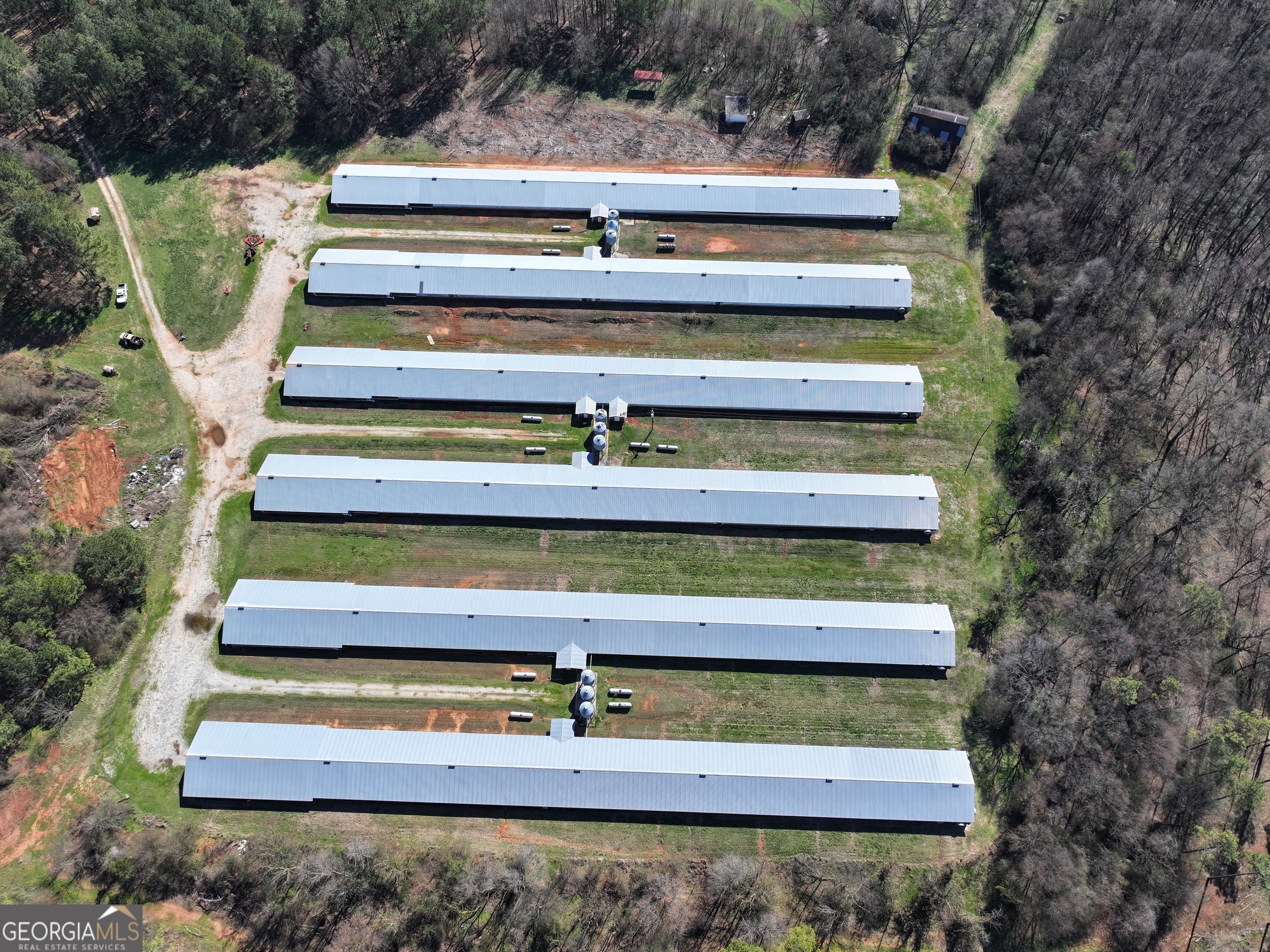 2501 Seven Islands RD