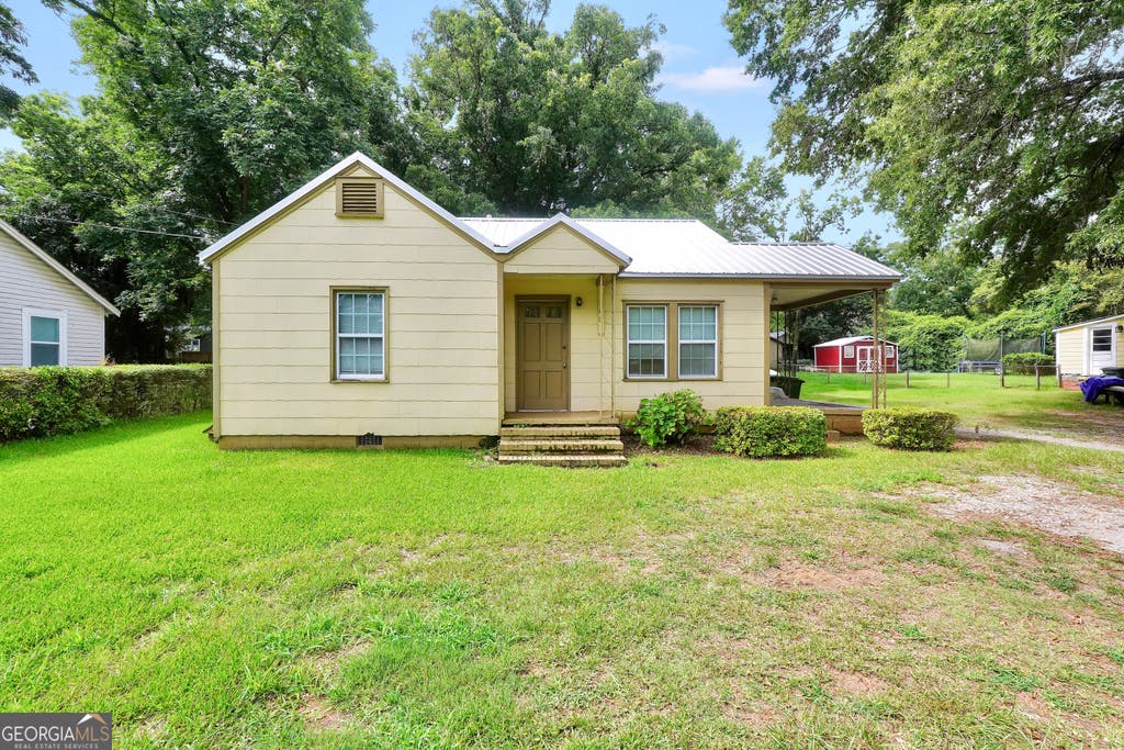Photo of 1308 Lucky Street, Griffin, GA 30223 (MLS # 10810919)
